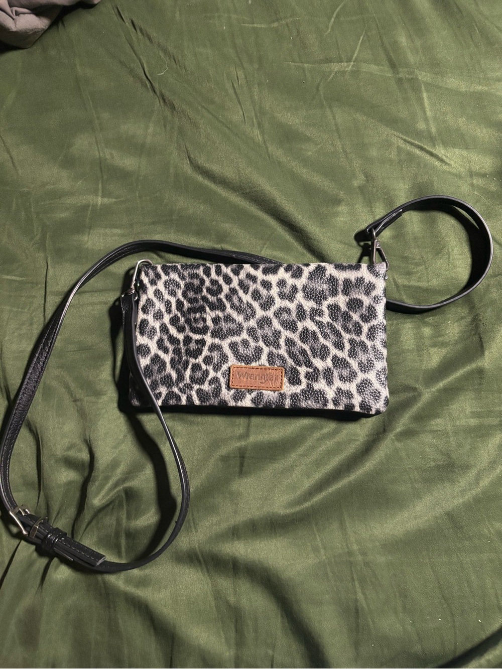 Wrangler crossbody/wallet